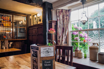 ホテル The Red Lion Winfrith Newburgh エクステリア 写真